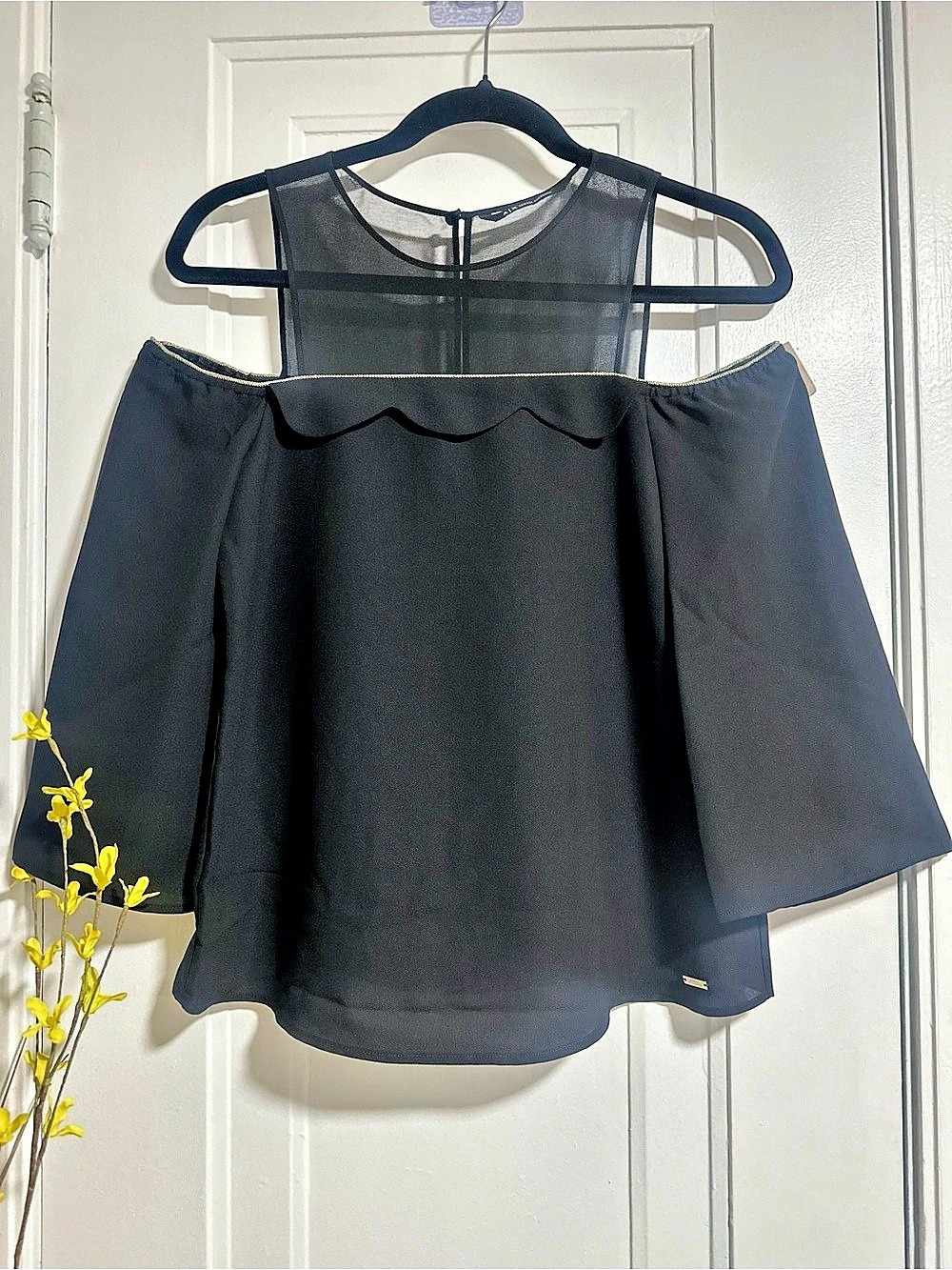 Armani Exchange Black Off Shoulder Blouse Size XS Like New